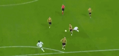 1743550824172061918.gif 皇皇08.gif